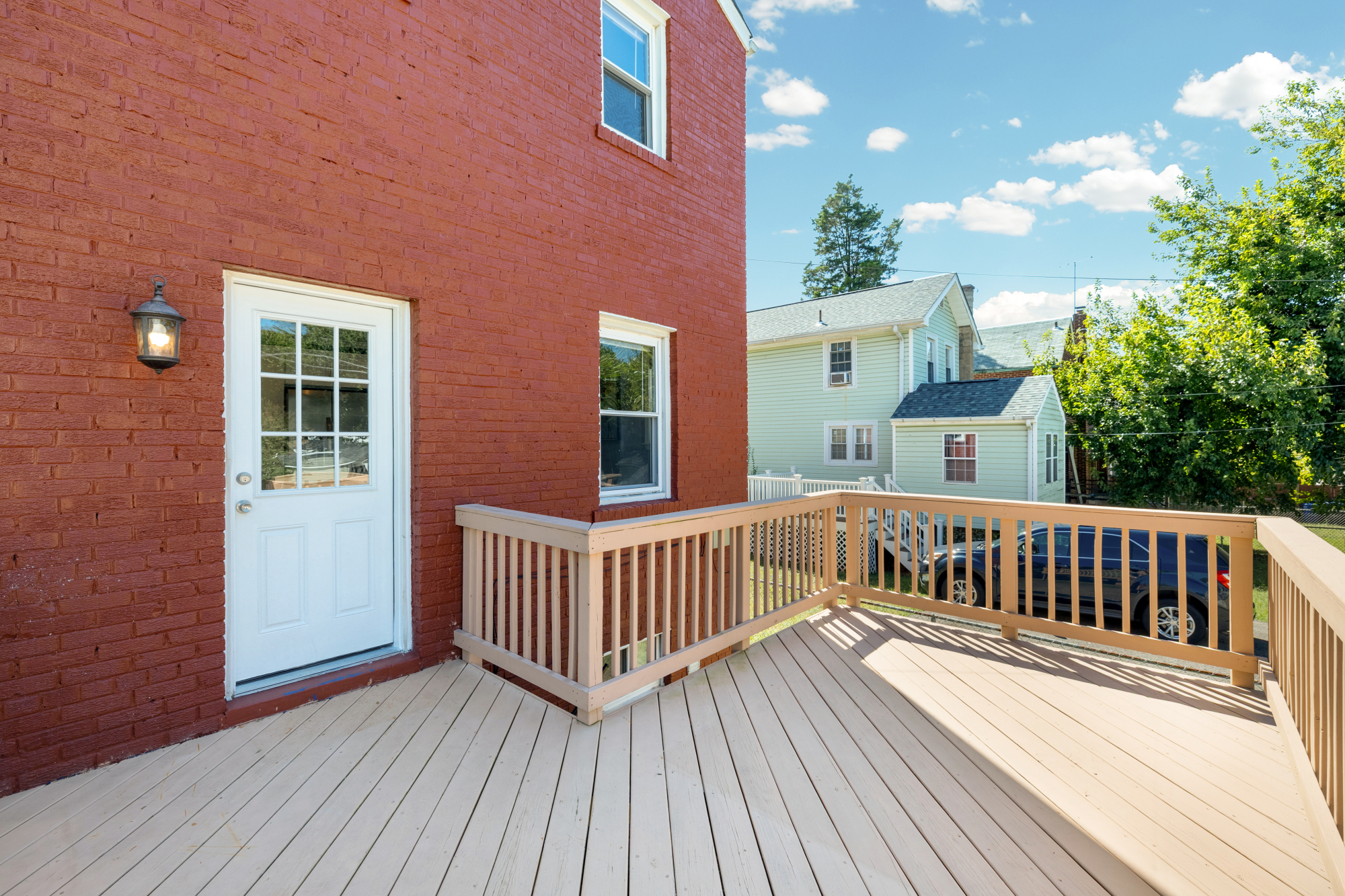 2414 Perry Street NE_Deck
